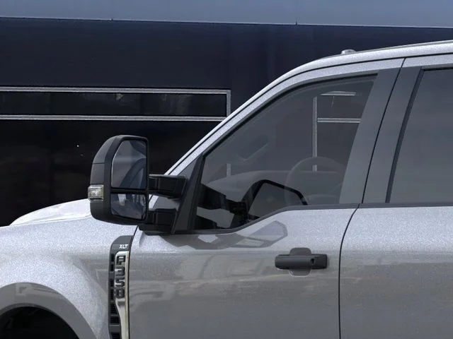 New 2026 Carbonized Gray Metallic Ford XLT image 20