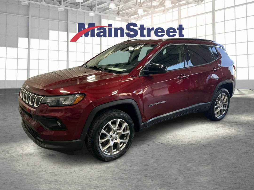 2022 Jeep Compass Latitude Lux 4X4's photo