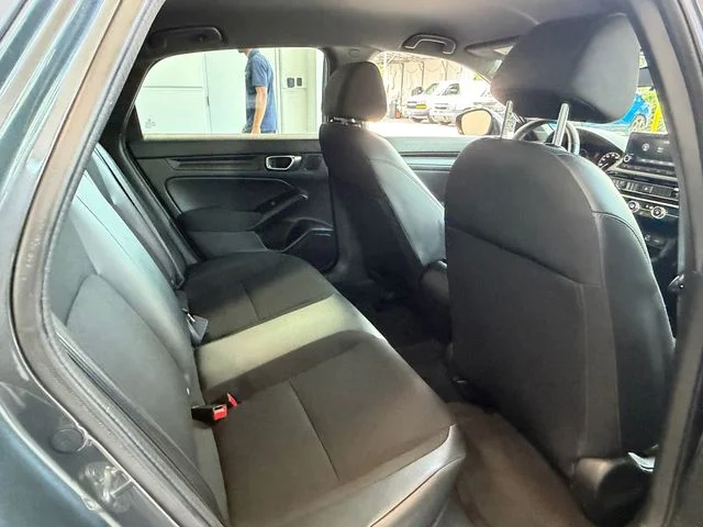 Used 2024  Honda Sport image 17