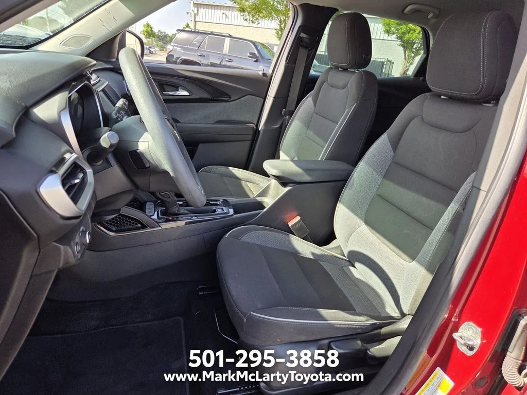 Used 2022 Red Chevrolet LS image 9