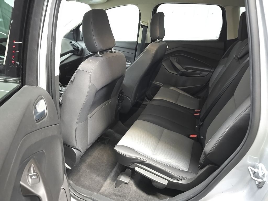 Used 2019 Silver Ford SE image 34