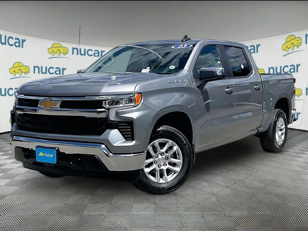 Used 2023 Gray Chevrolet LT image 3