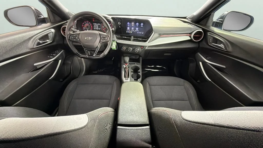 Used 2024 Fountain Blue Chevrolet 1RS image 32