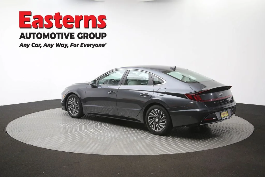 Used 2023 Gray Hyundai SEL image 65