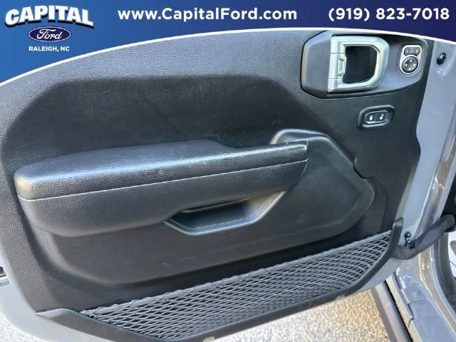 Used 2023 Gray Jeep Sport image 20