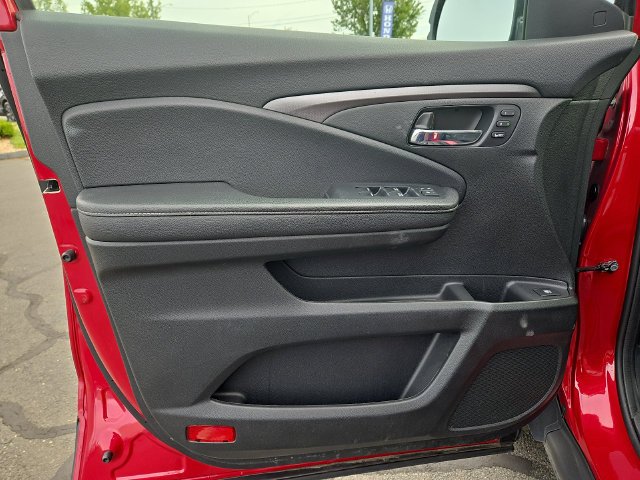 Used 2024 Radiant Red Metallic II Honda RTL image 12