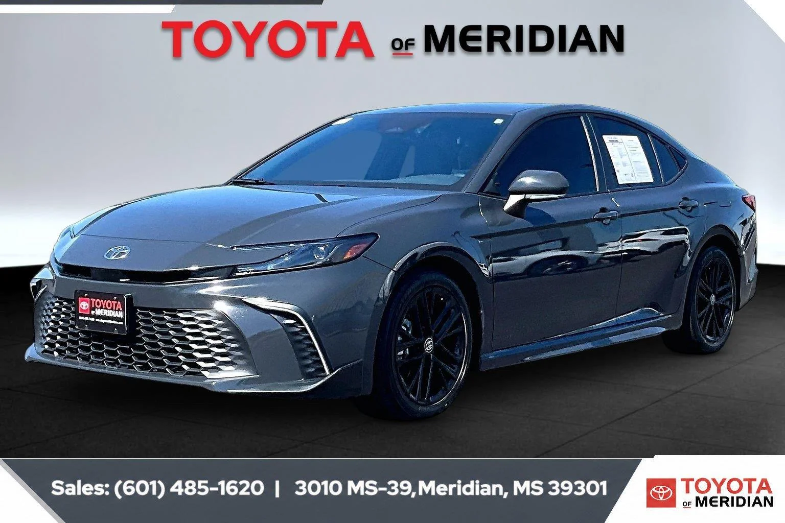Used 2025 Underground Toyota SE image 10