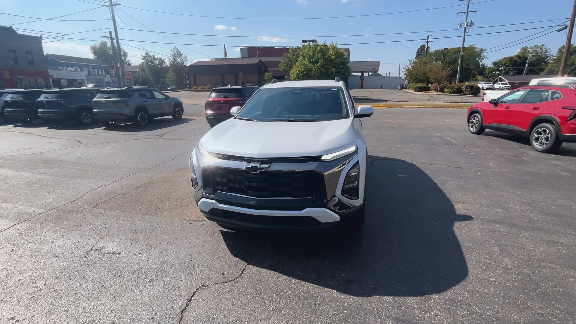 New 2026 Polar White Tricoat Chevrolet ACTIV image 28