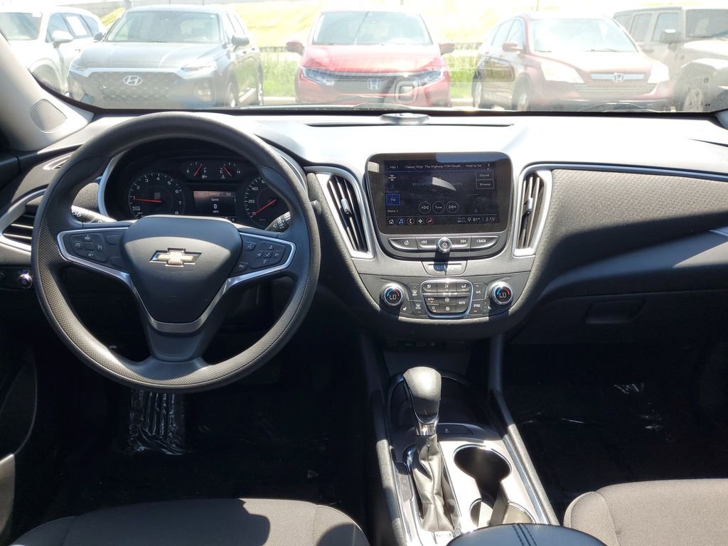 Used 2022 Mineral Gray Metallic Chevrolet LT image 12