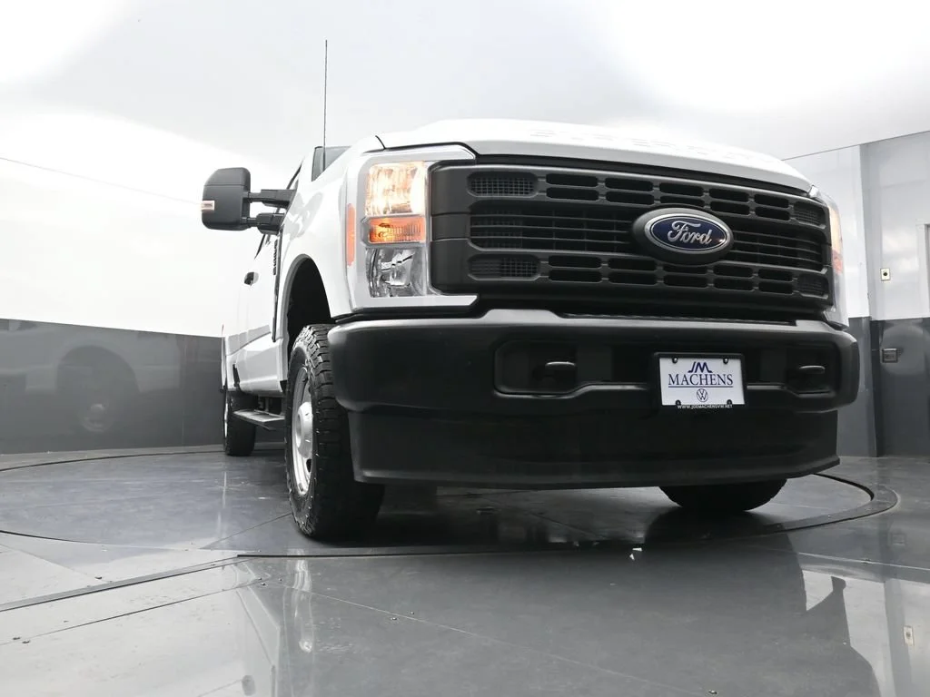 Used 2023 White Ford XL image 22