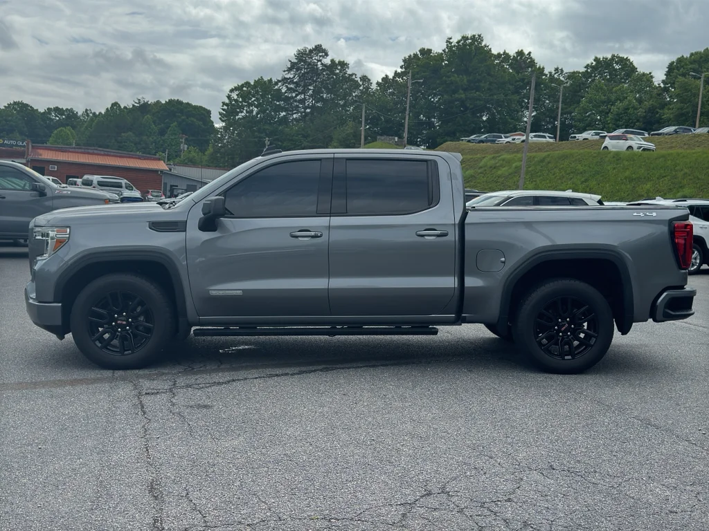 Used 2021 Satin Steel Metallic GMC Elevation image 8