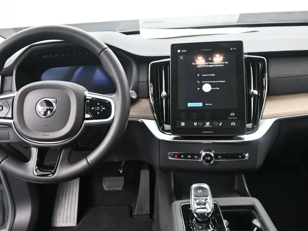 New 2026 Vapour Grey Volvo Core image 22