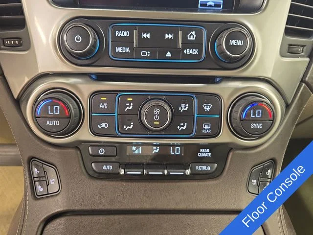 Used 2016 Iridescent Pearl Tricoat Chevrolet LTZ image 29