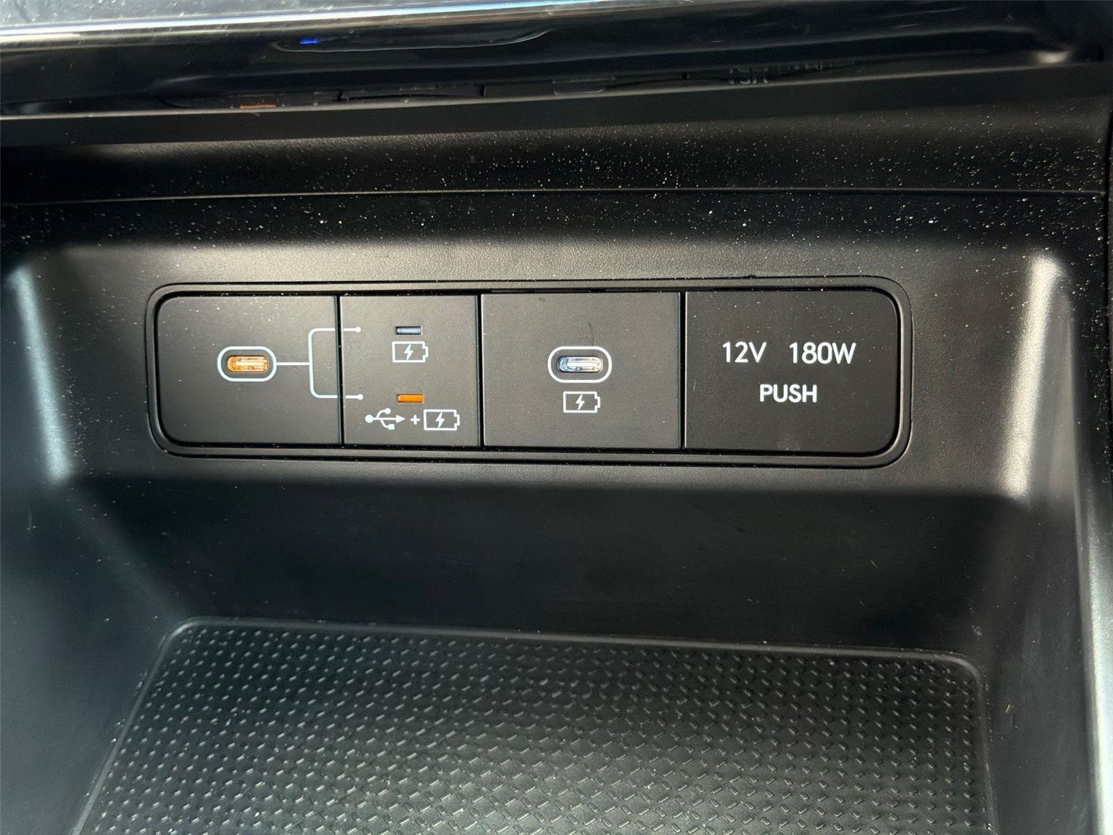 Used 2026 Phantom Black Hyundai SEL image 19