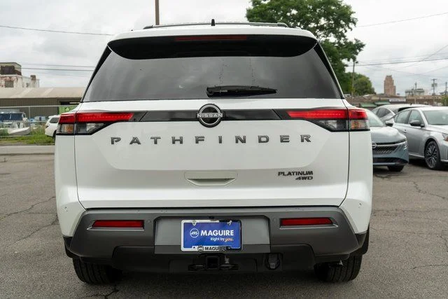 2026 Nissan Pathfinder Platinum - Photo 6