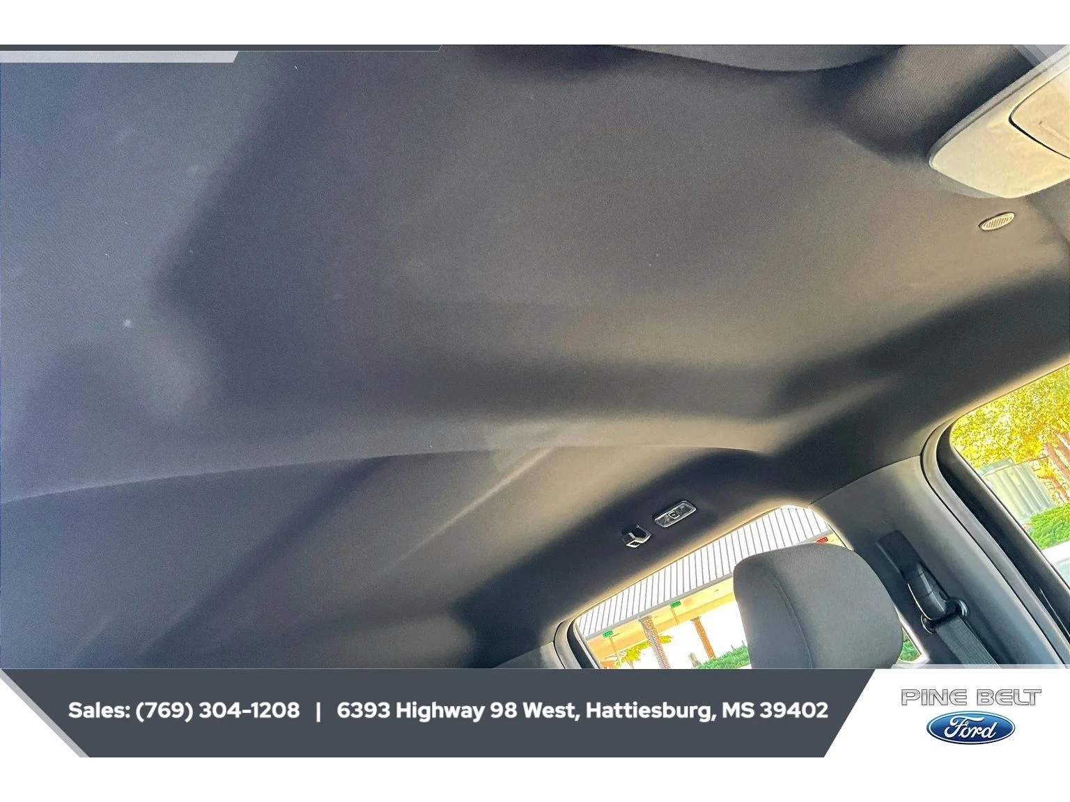 Used 2022 Agate Black Metallic Ford XL image 17
