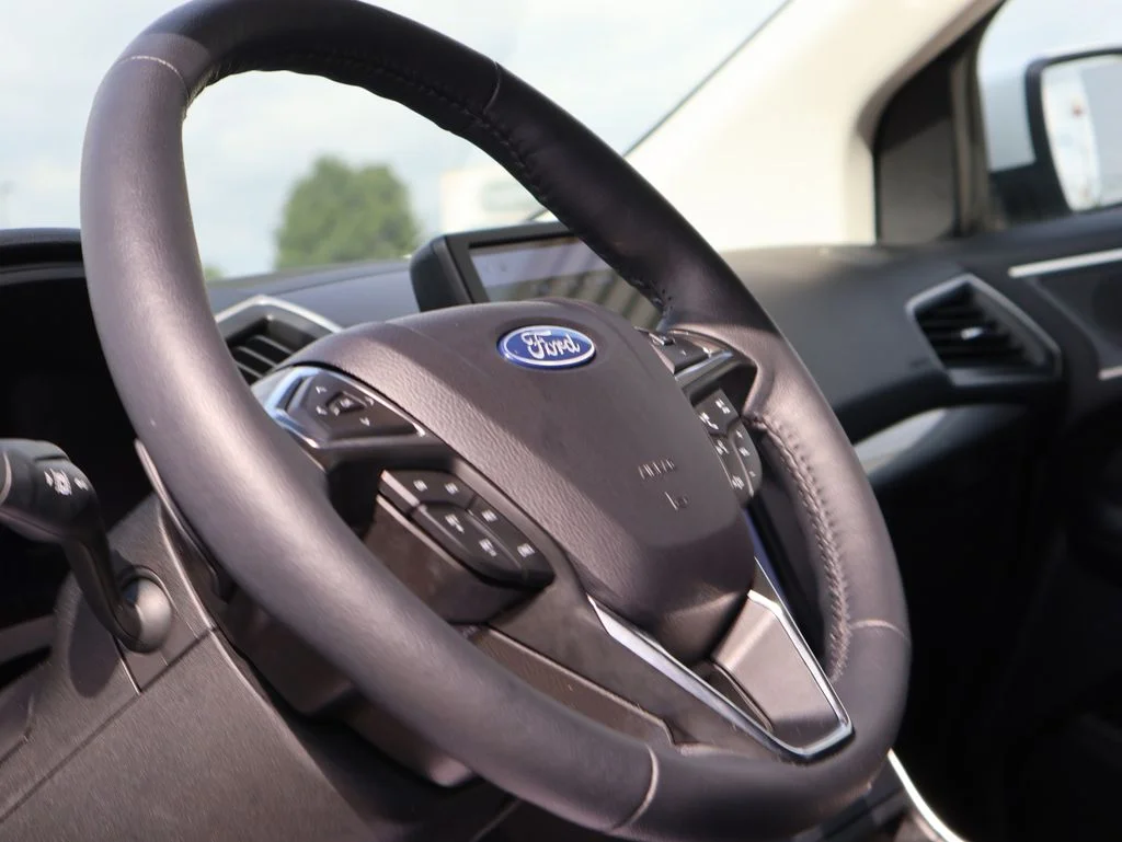 Certified Used 2024 Oxford White Ford SEL image 27