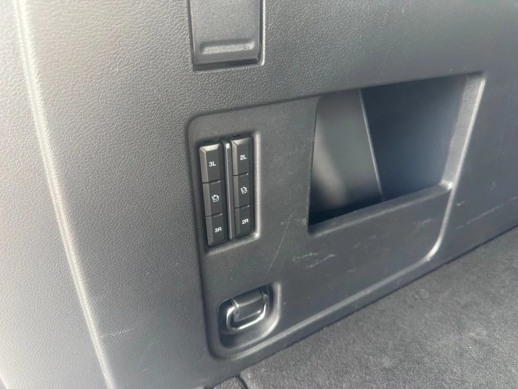Certified Used 2022 Black Ford Limited image 54