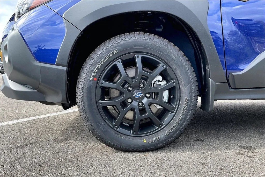 New 2026 SAPPHIRE BLUE PEARL Subaru Wilderness image 15