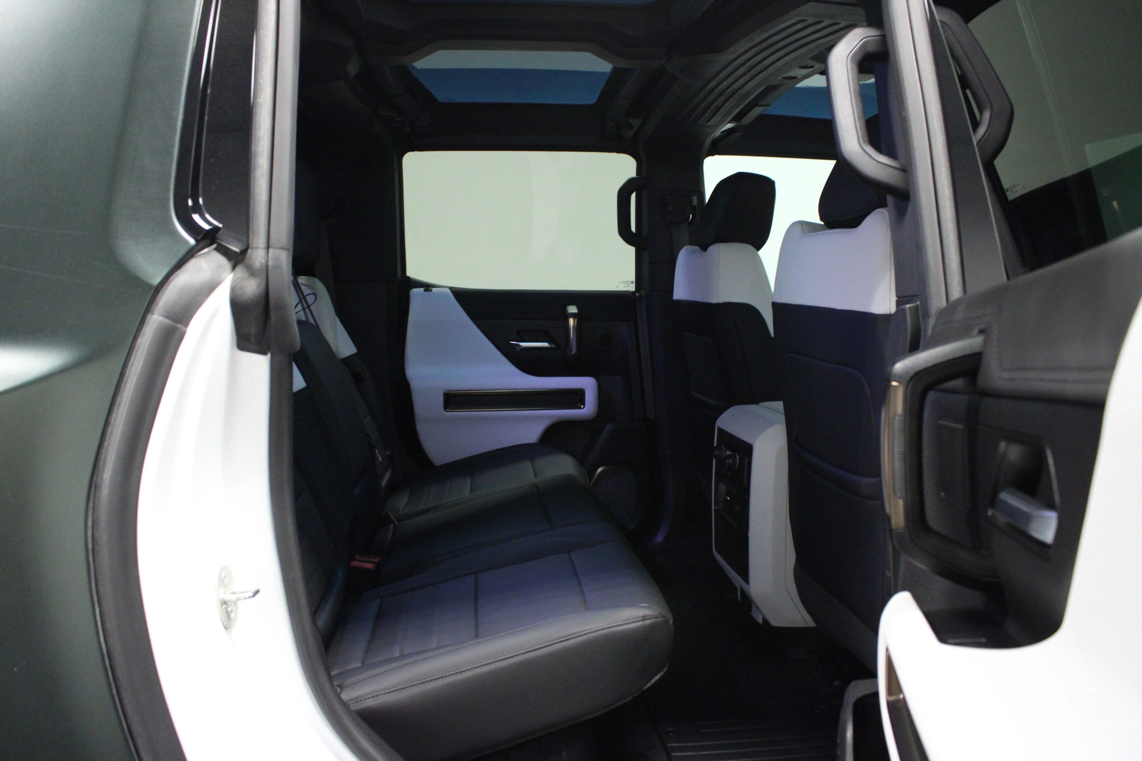 Used 2023 Interstellar White GMC 3X image 15