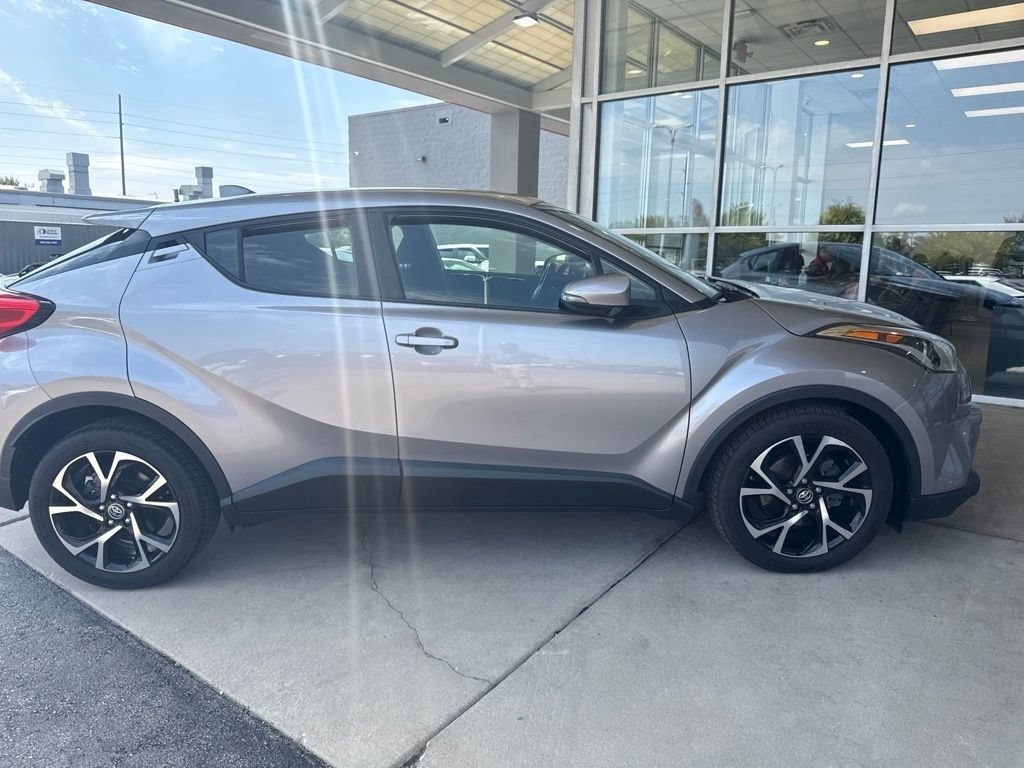 JTNKHMBX7K1037039