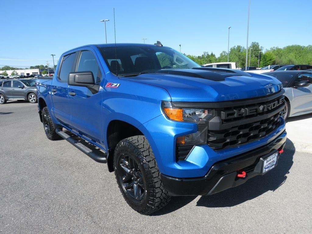 Used 2022 Glacier Blue Metallic Chevrolet Custom Trail Boss image 2
