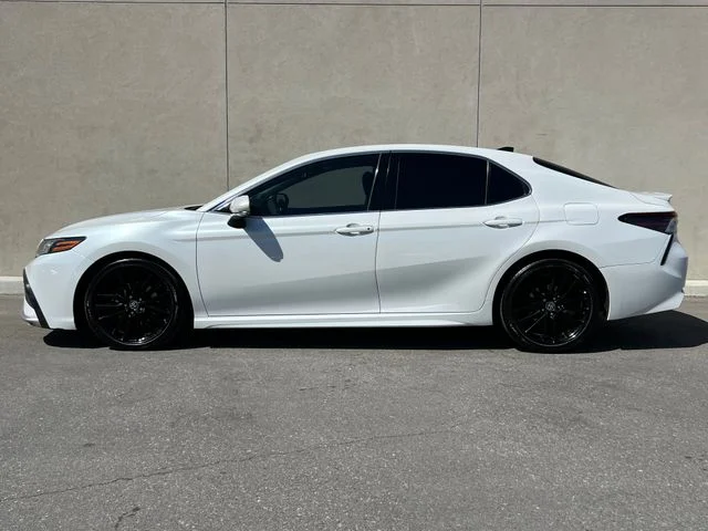 Used 2021 Wind Chill Pearl Toyota XSE V6 image 6
