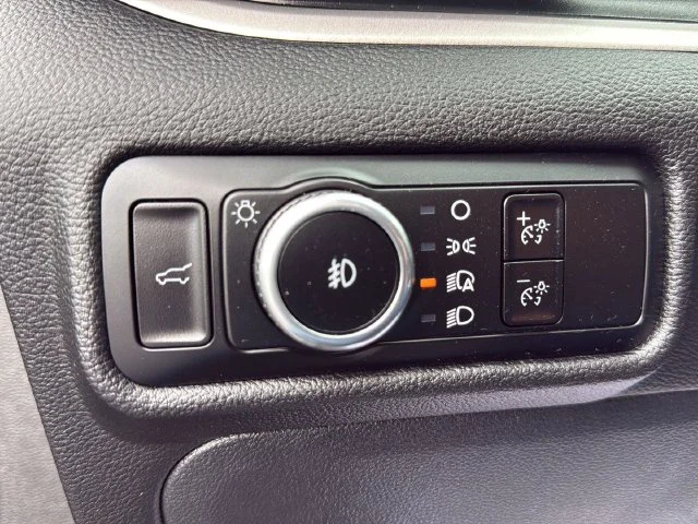 Used 2023 Green Ford XLT image 26