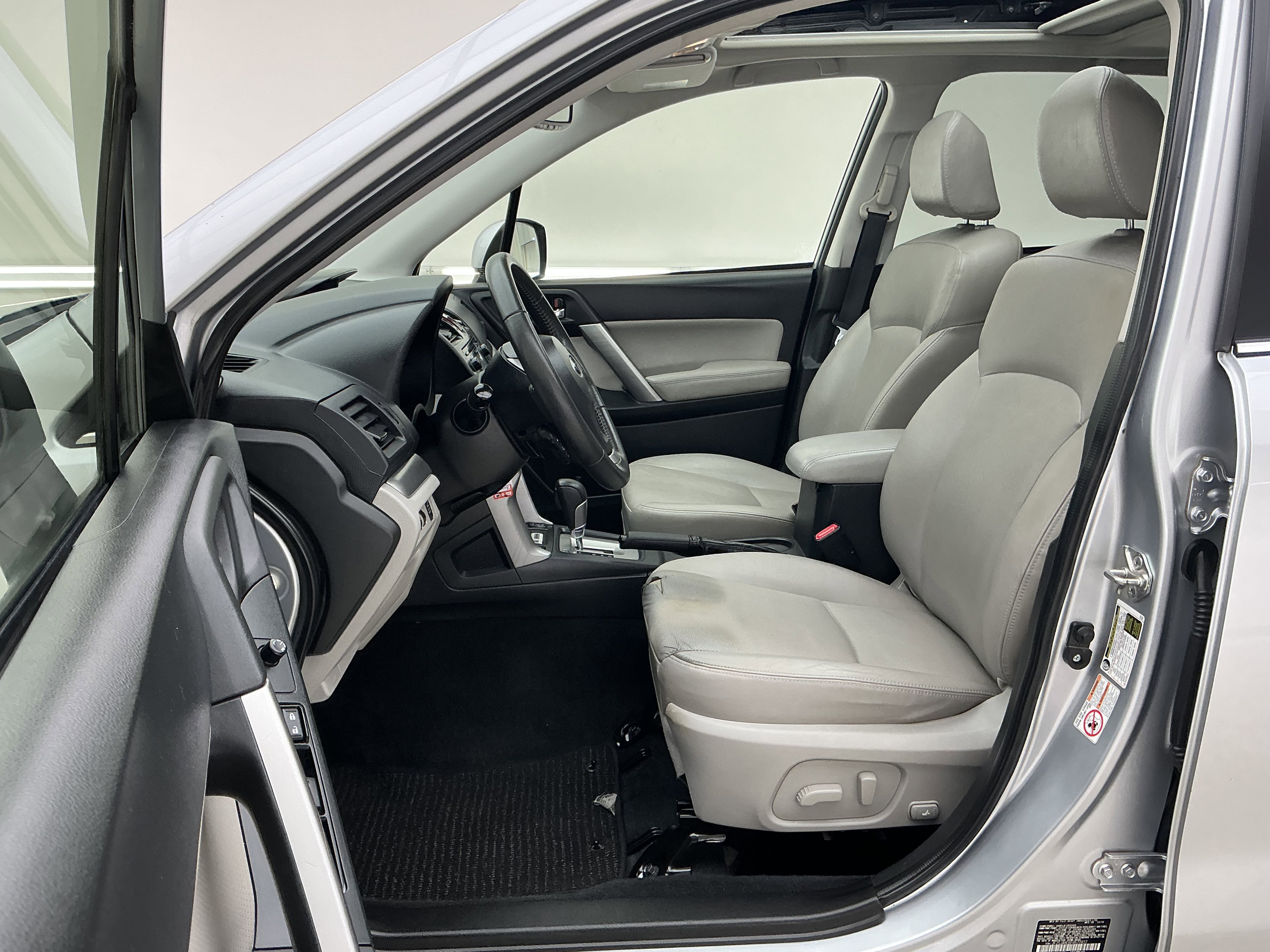 Used 2015 Ice Silver Metallic Subaru 2.5i Limited image 17