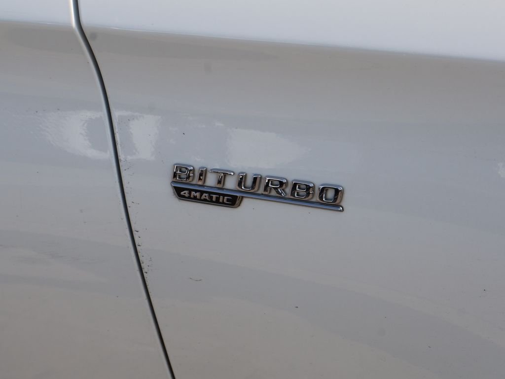 Used 2023 MANUFAKTUR Diamond White Metallic Mercedes-Benz GLC 43 AMG® image 5