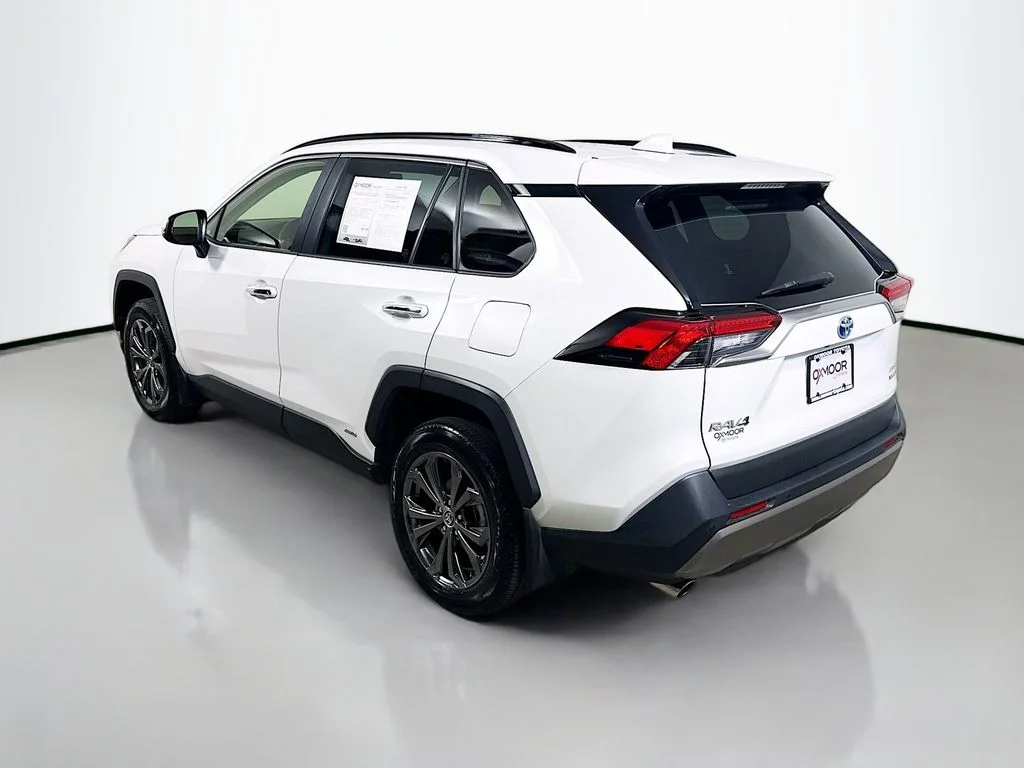 Used 2024 Wind Chill Pearl Toyota Hybrid Limited image 5