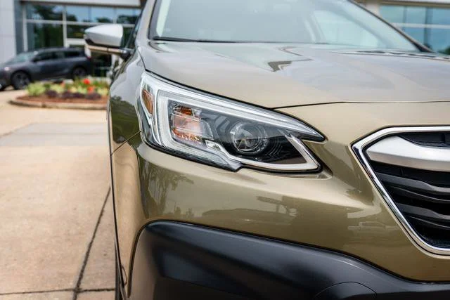 Used 2020 Autumn Green Metallic Subaru Touring image 20