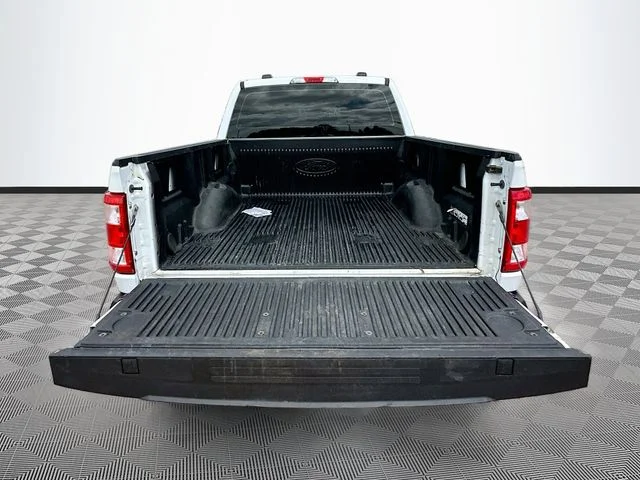 Used 2023 White Ford XL image 24