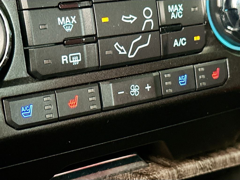 Used 2019 Red Ford Lariat image 19