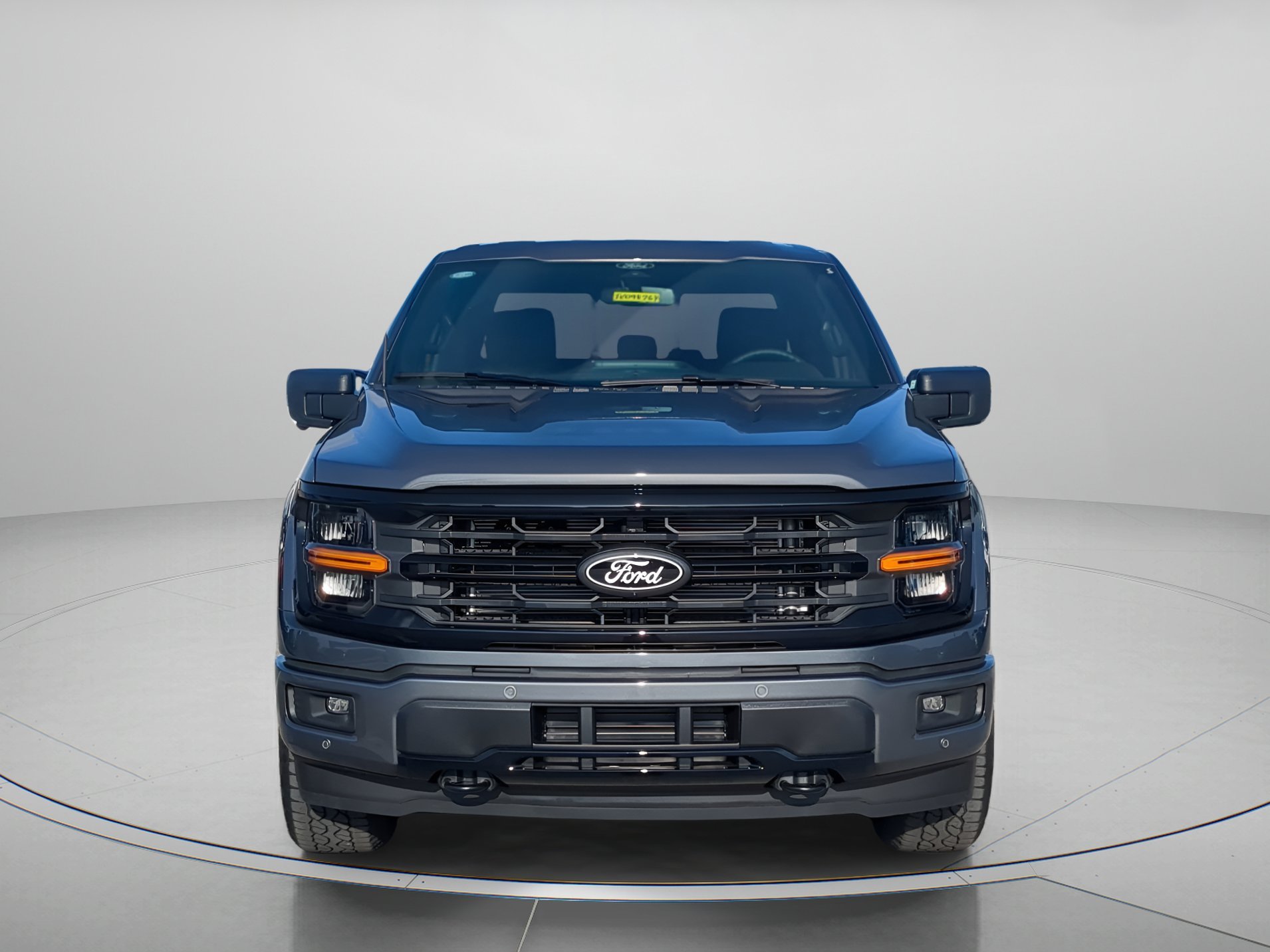 New 2026 Carbonized Gray Metallic Ford XLT image 34