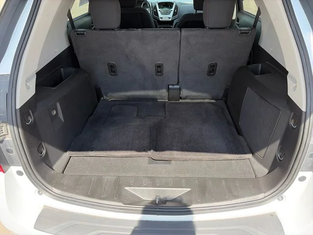 Used 2016 Summit White Chevrolet LT image 6