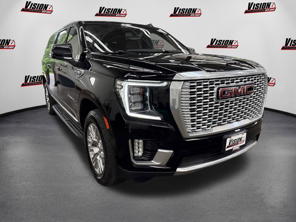 Used 2022 Black GMC Denali image 3