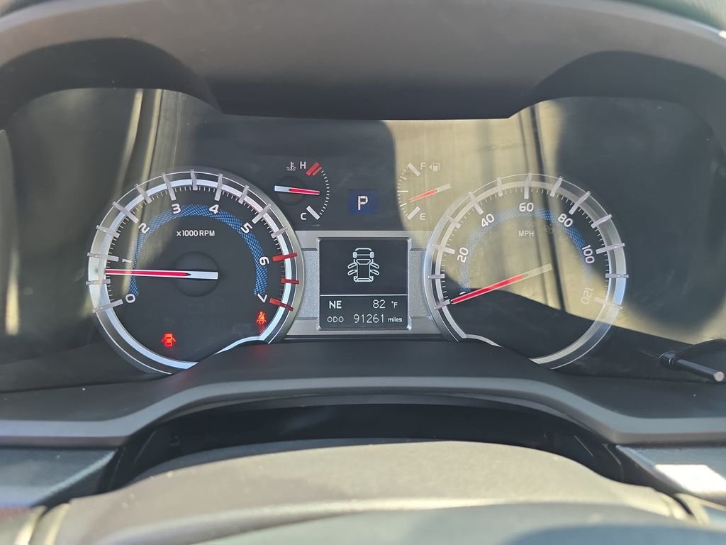 Certified Used 2019 Red Toyota SR5 Premium image 21