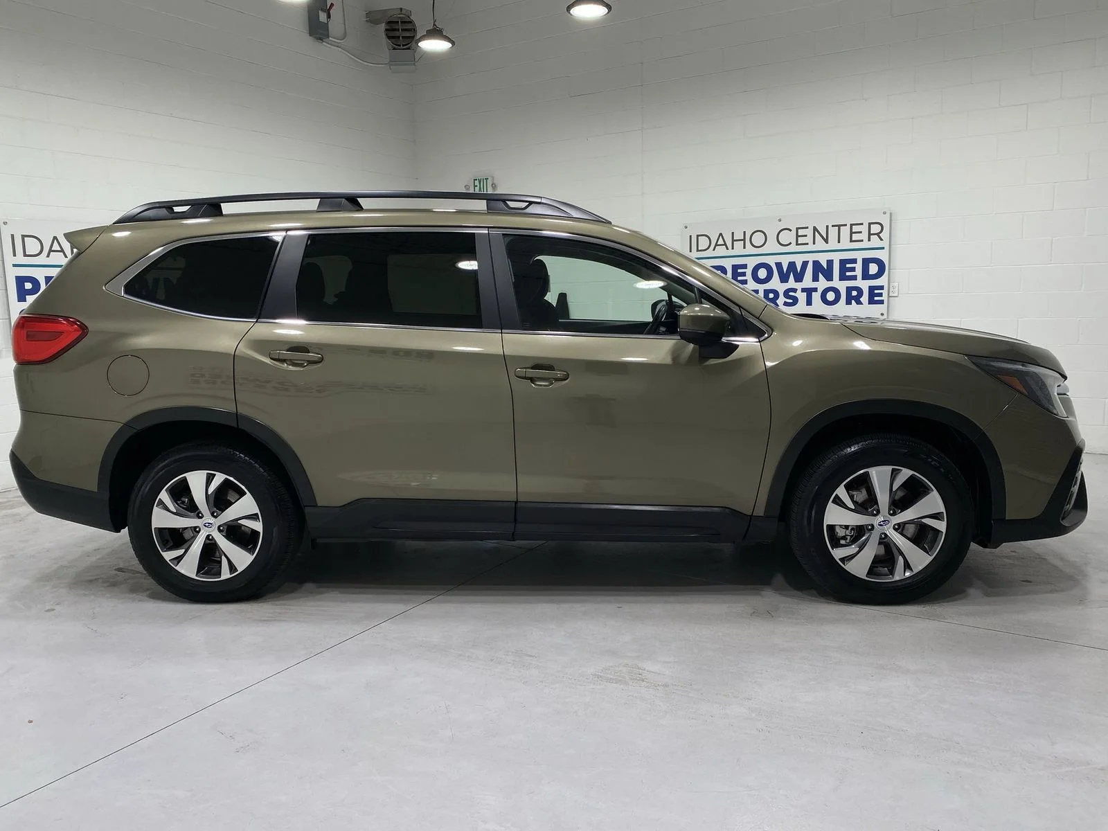 2025 Subaru Ascent Premium - Photo 9