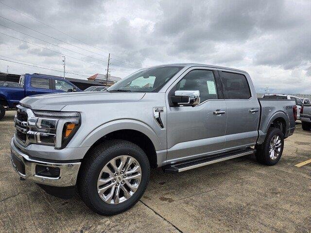 New 2026 Iconic Silver Metallic Ford Lariat® image 9