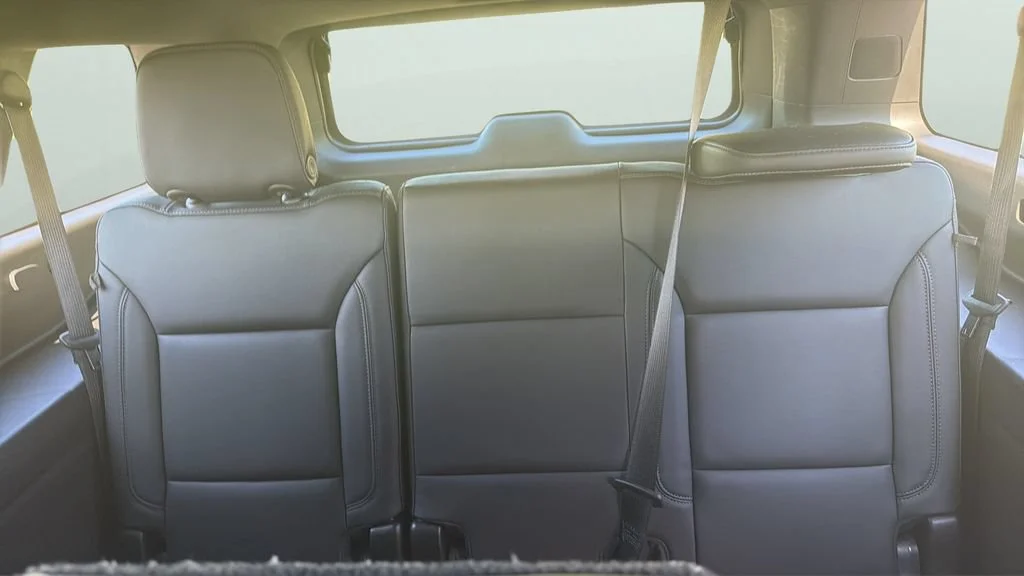 Used 2021 SUMMIT WHITE Chevrolet LT image 28