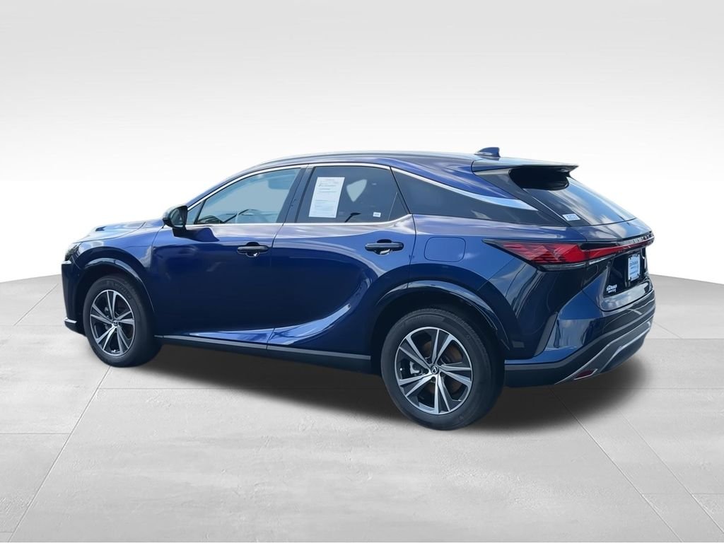 Used 2024  Lexus 350 Premium image 6