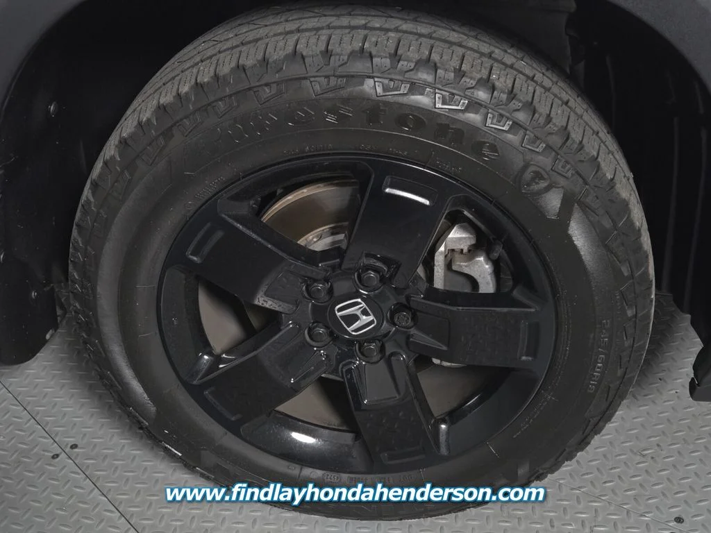 Certified Used 2024 Platinum White Pearl Honda Black Edition image 12