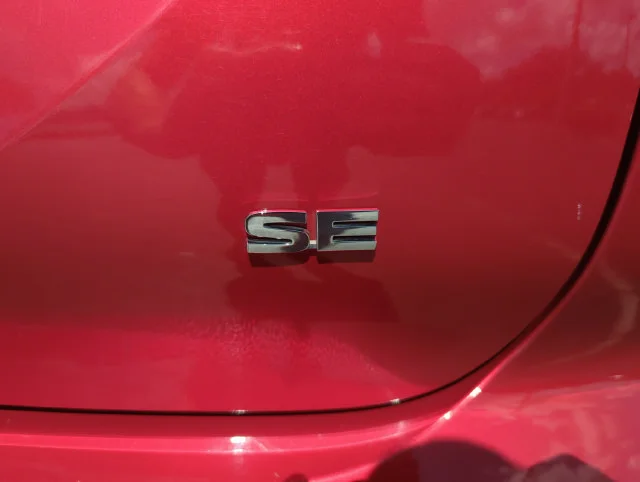 Used 2024  Mitsubishi SE image 22