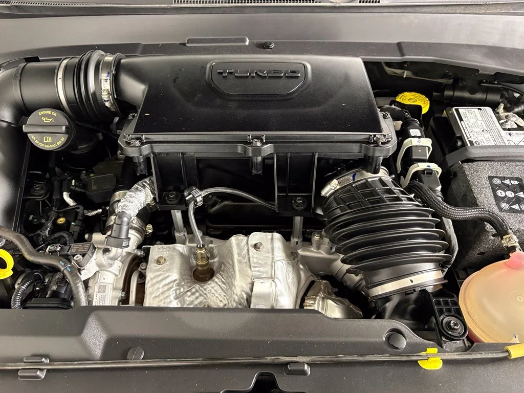 Used 2025 Silver Jeep Trailhawk image 40
