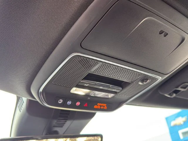 2027 Chevrolet Traverse RS - Photo 25