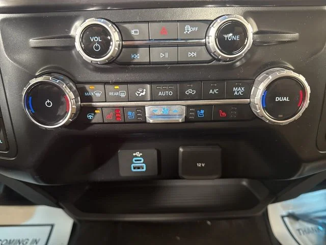 New 2026 Oxford White Ford Lariat image 16