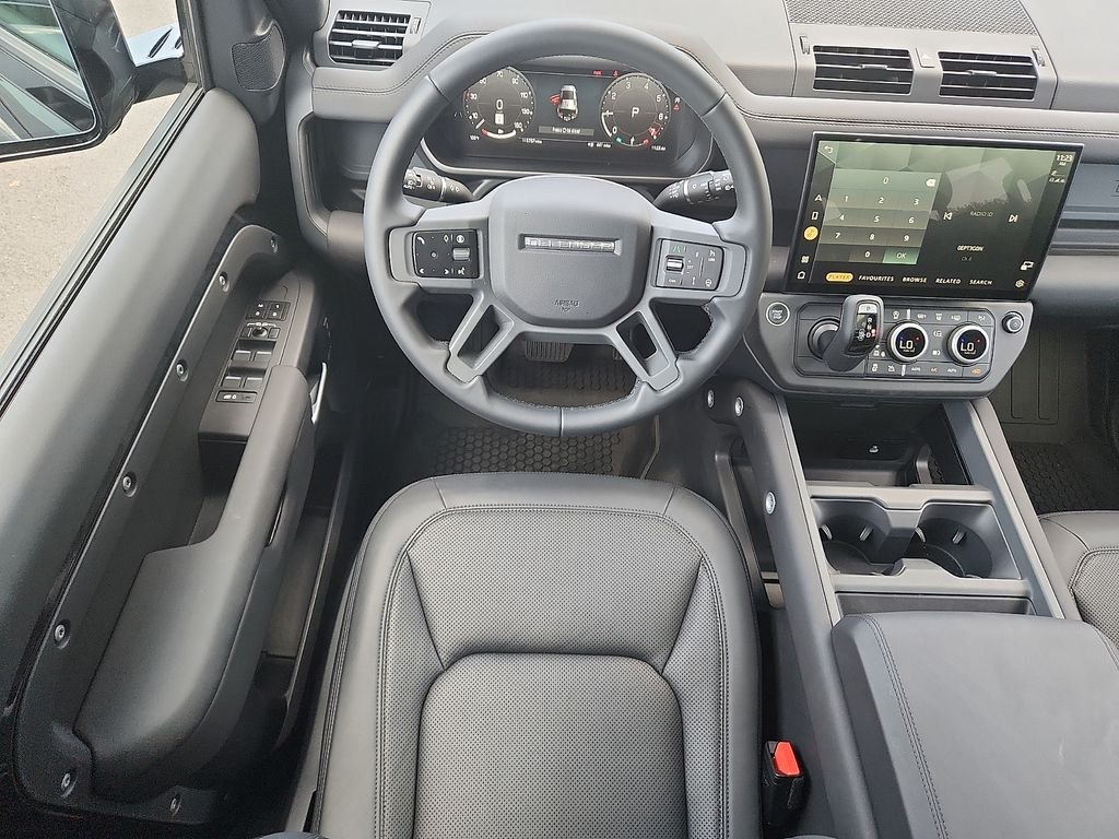 Used 2026 Santorini Black Metallic Land Rover S image 11