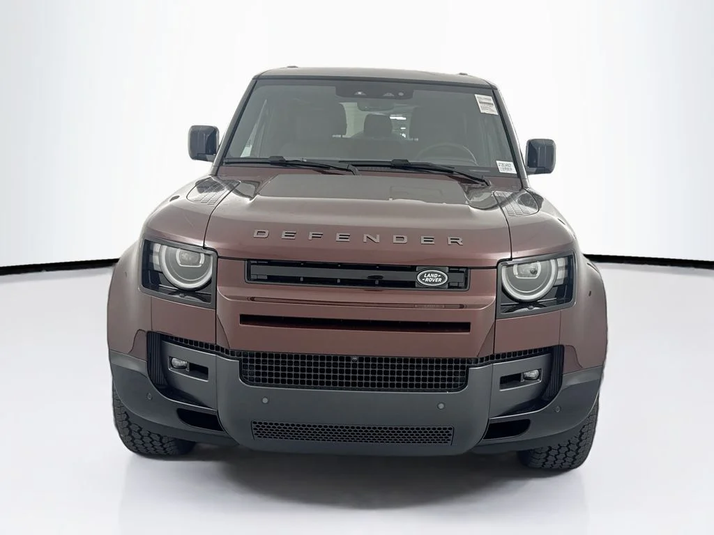 New 2026 Sedona Red Land Rover X-Dynamic SE image 2
