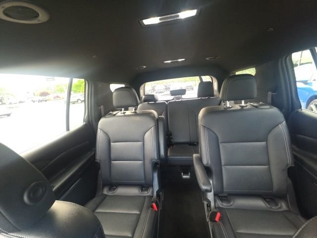 Used 2025 Gray Chevrolet LT image 23